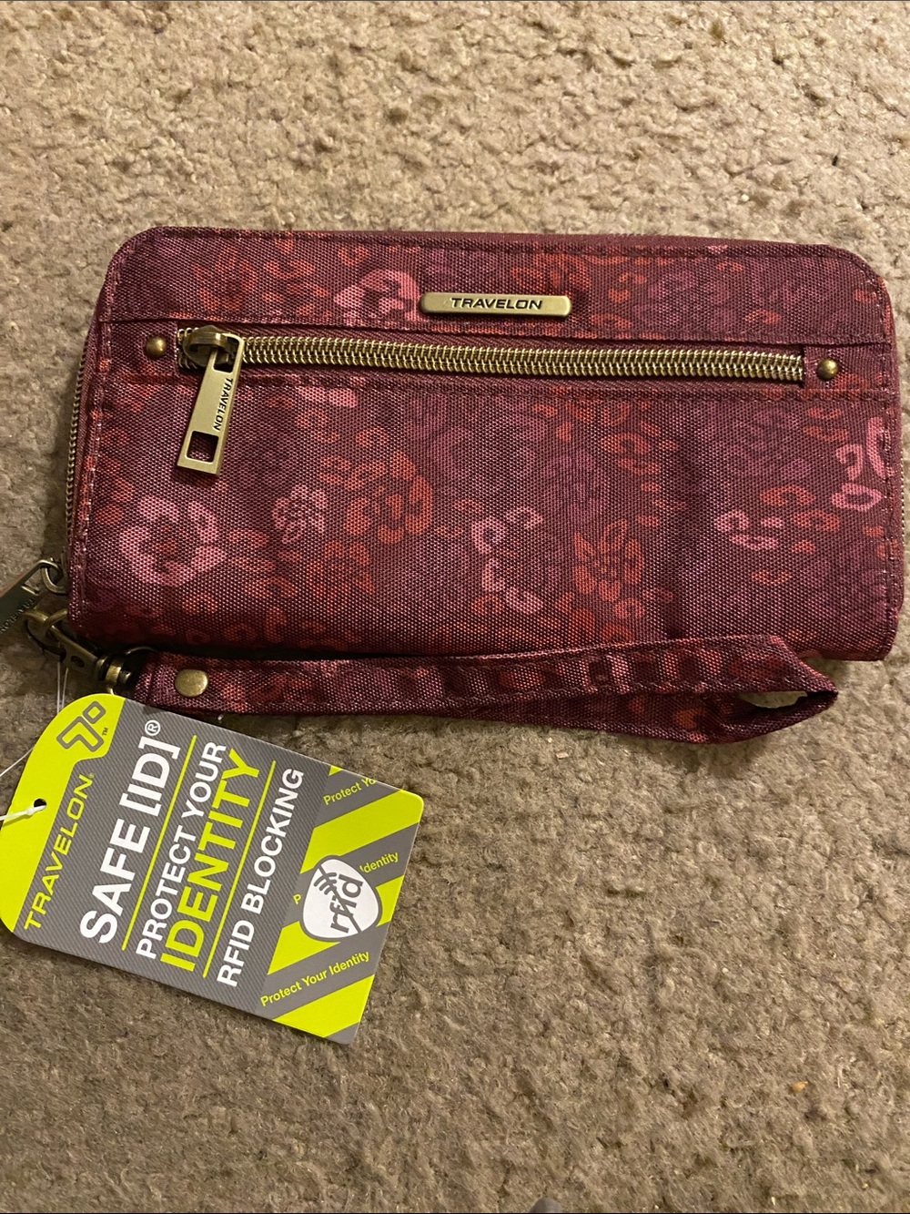 Travelon Burgundy Floral RFID-Blocking Wristlet Wallet